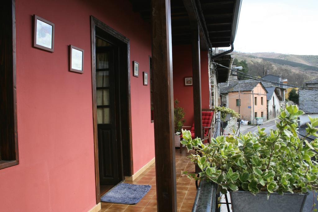 Albergue Camino Y Leyenda Trabadelo Екстер'єр фото